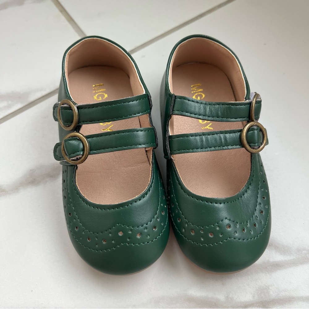 Boutique brand, hunter green shoes, never been worn